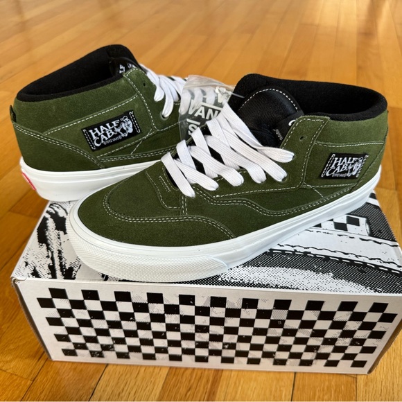 Men’s Vans Half Cab Skateboard shoes. - Picture 4 of 6